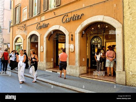 cartier via condotti roma.